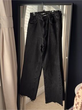 Zara Black Wide Leg Frayed Hem Jeans